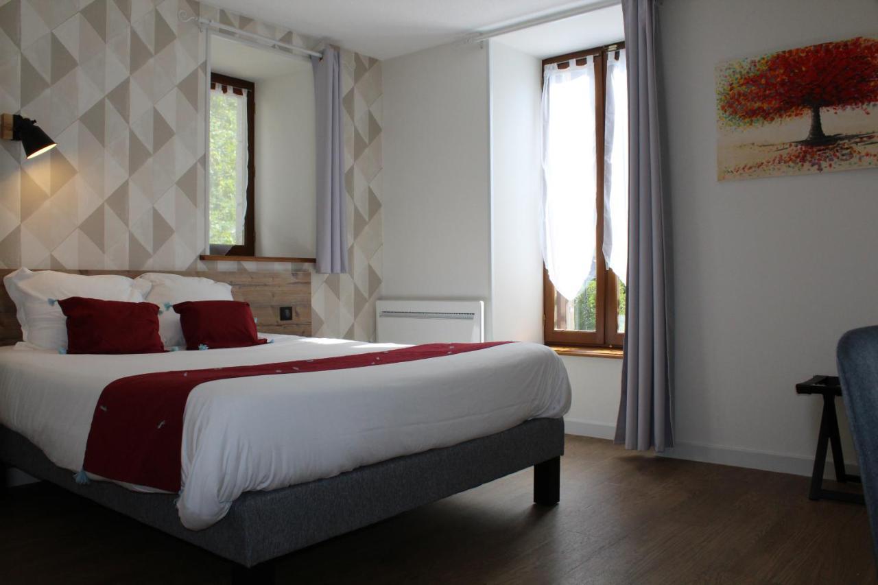 Logis Hotel Auberge De L'Allagnonette Saint-Poncy Экстерьер фото